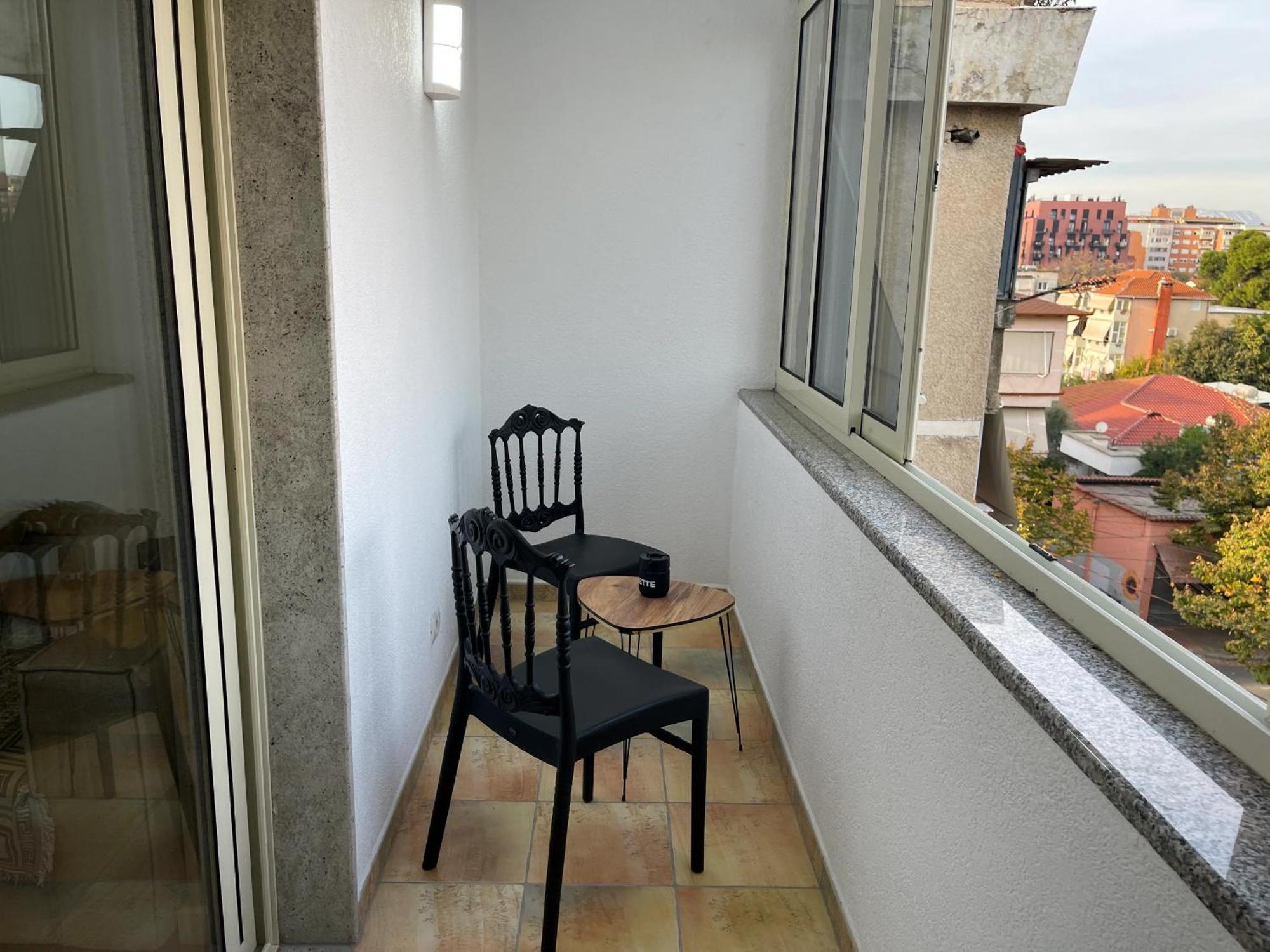 Wanderlust Bazaar Apartment Тирана Екстериор снимка