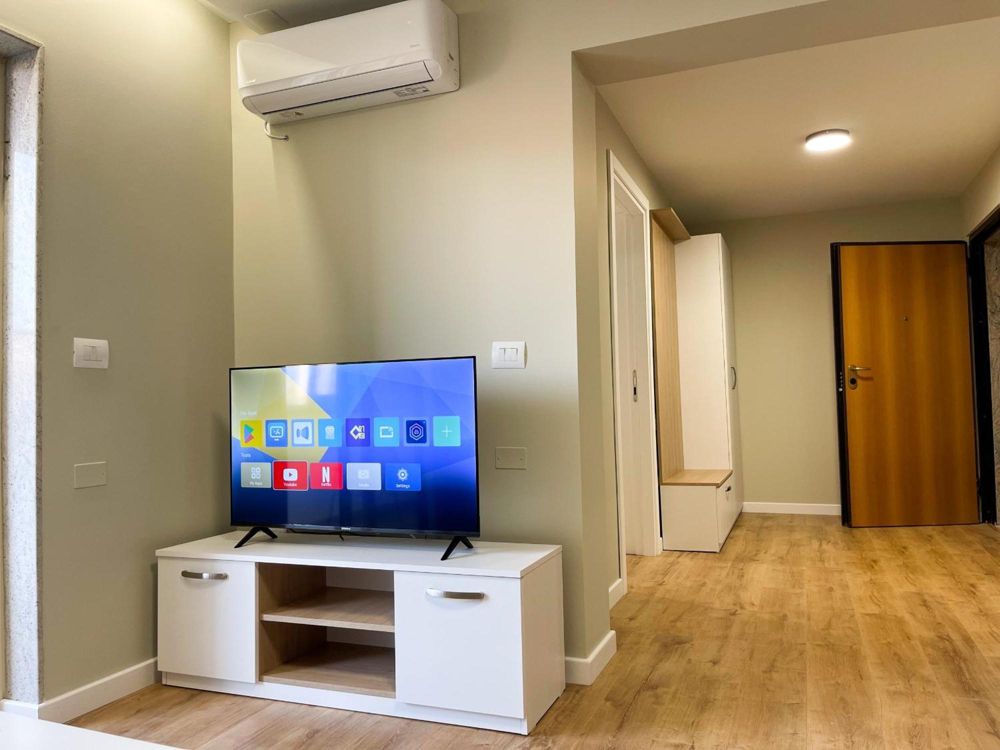 Wanderlust Bazaar Apartment Тирана Екстериор снимка