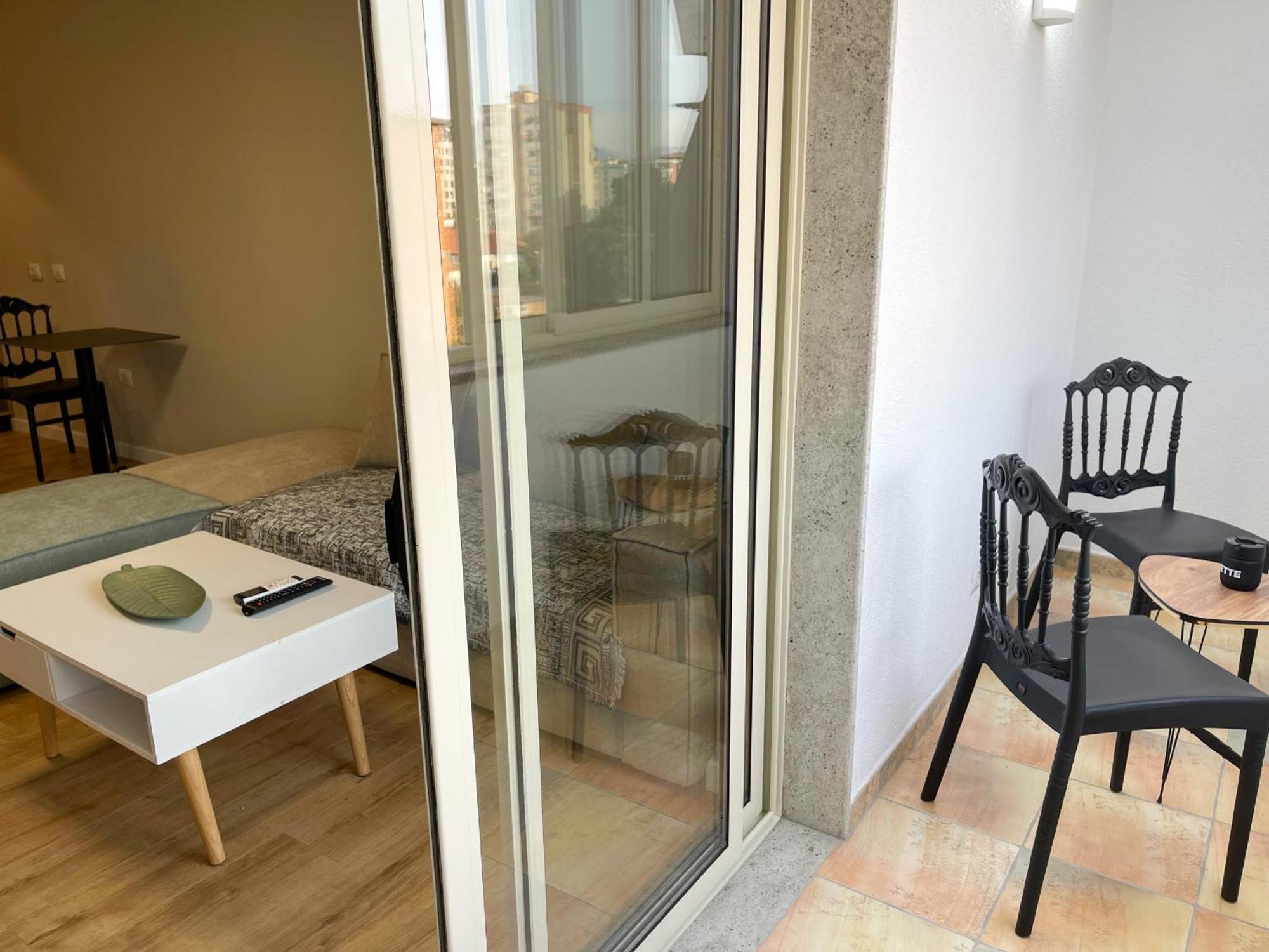 Wanderlust Bazaar Apartment Тирана Екстериор снимка
